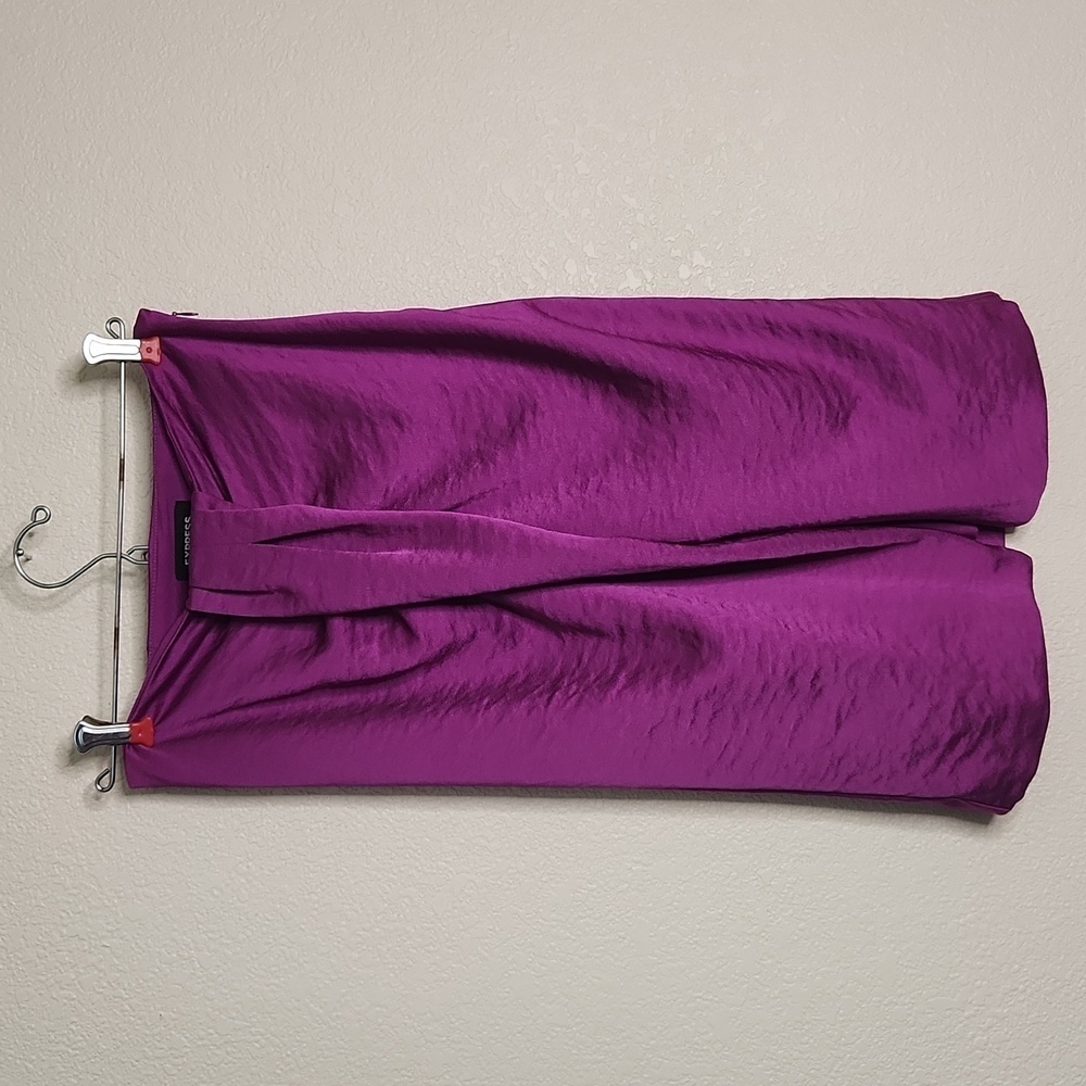 Express purple pencil‎ skirt, size 4
